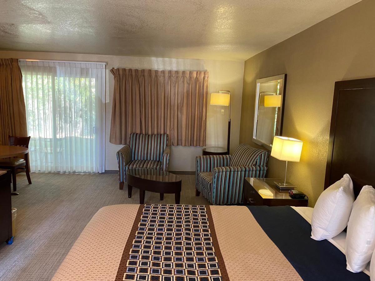 Vino Inn & Suites Atascadero Extérieur photo