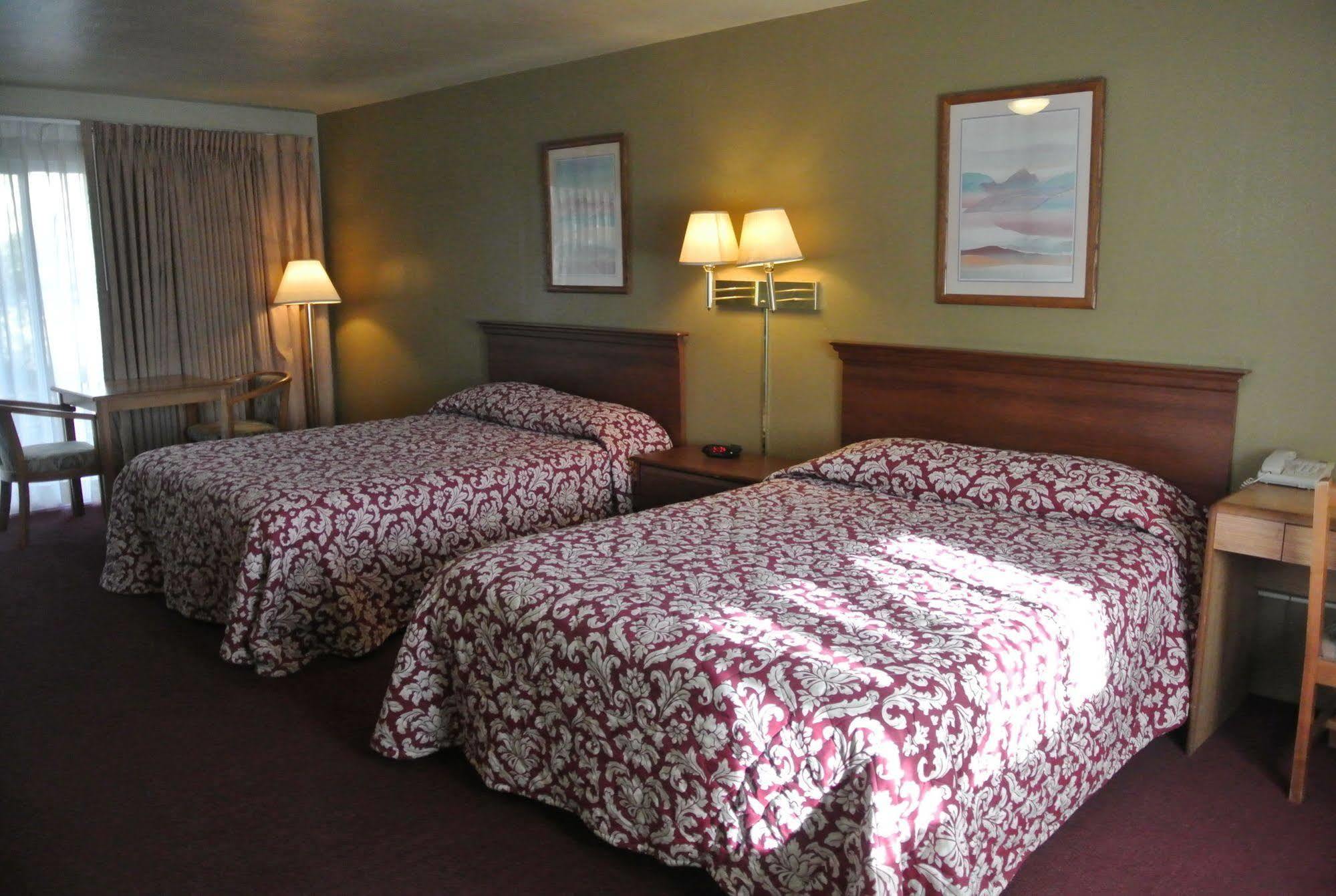 Vino Inn & Suites Atascadero Extérieur photo