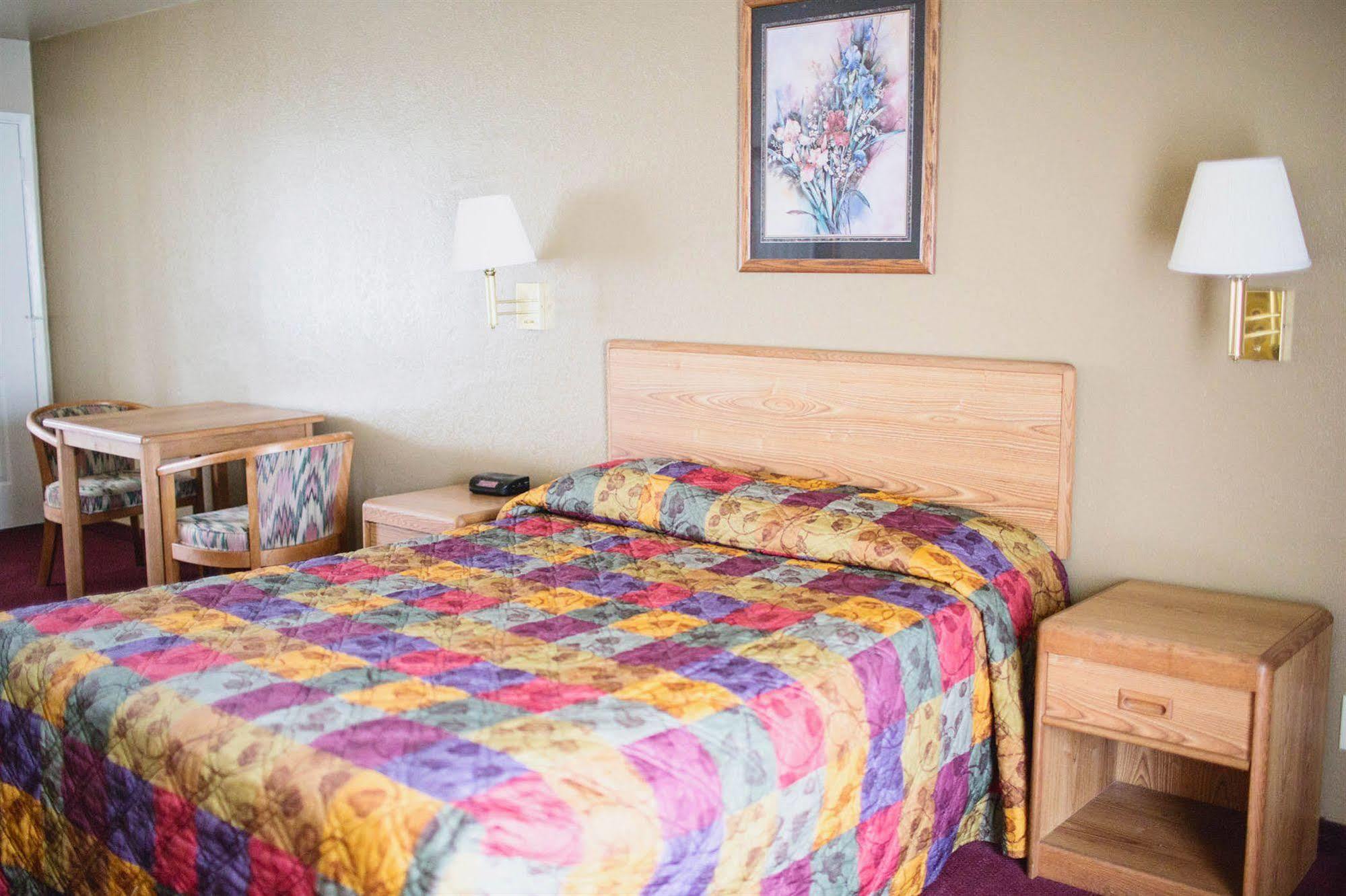 Vino Inn & Suites Atascadero Extérieur photo