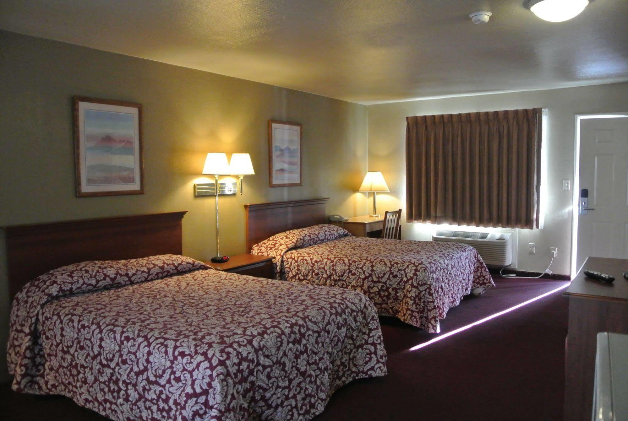 Vino Inn & Suites Atascadero Extérieur photo