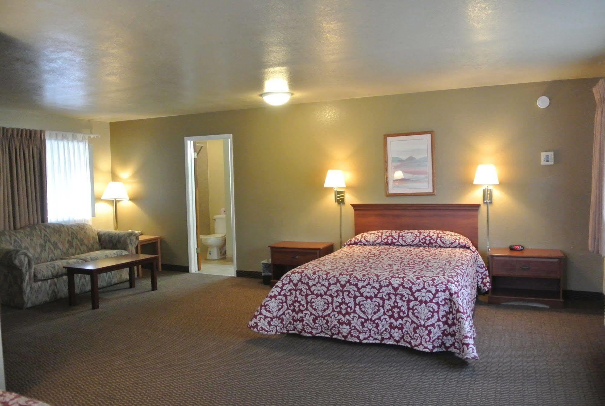 Vino Inn & Suites Atascadero Extérieur photo